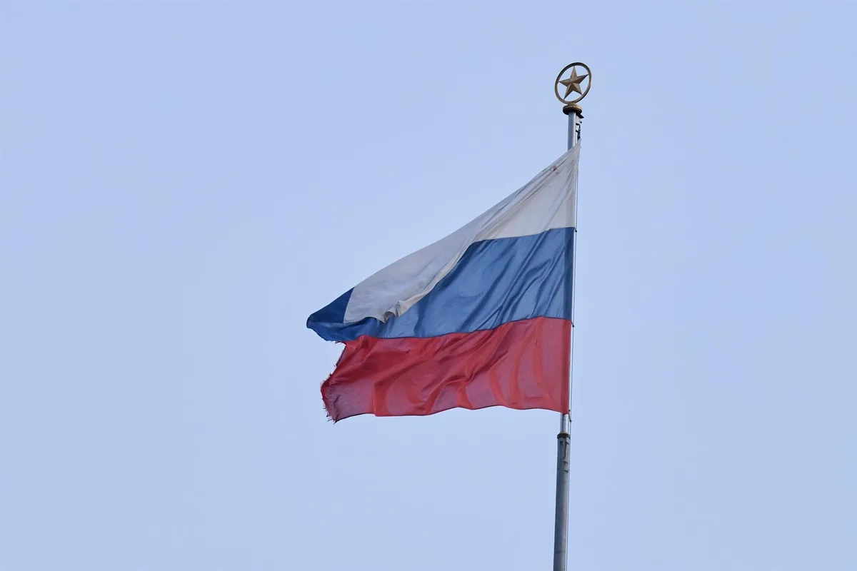 La UE ve "alarmante" la condena a 11 años de cárcel de un opositor ruso por desacreditar al Ejército