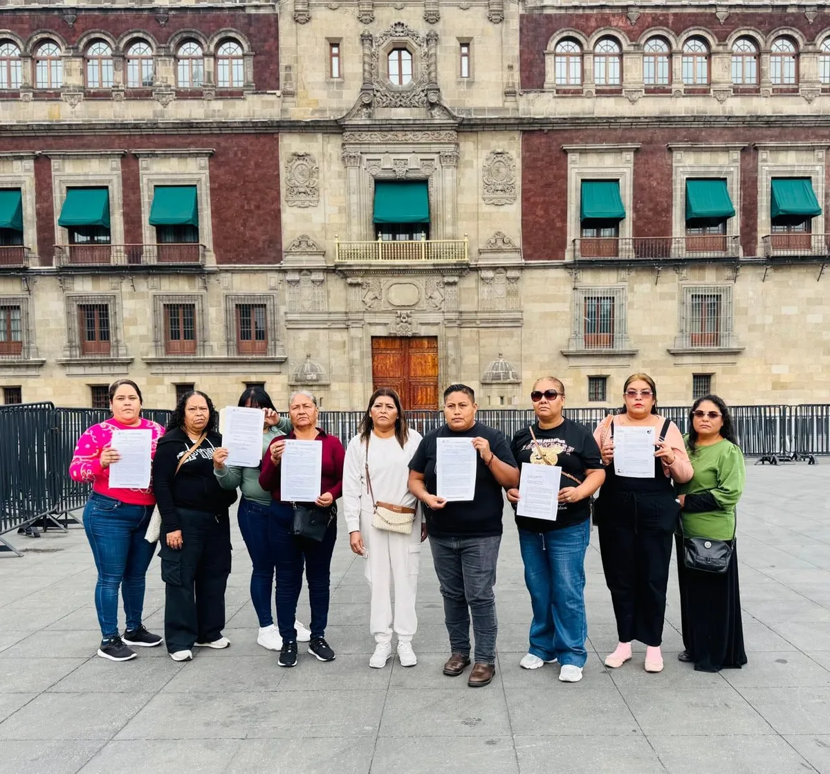Familias de desaparecidos en Nuevo Laredo denuncian acoso de marinos y piden ayuda a Sheinbaum