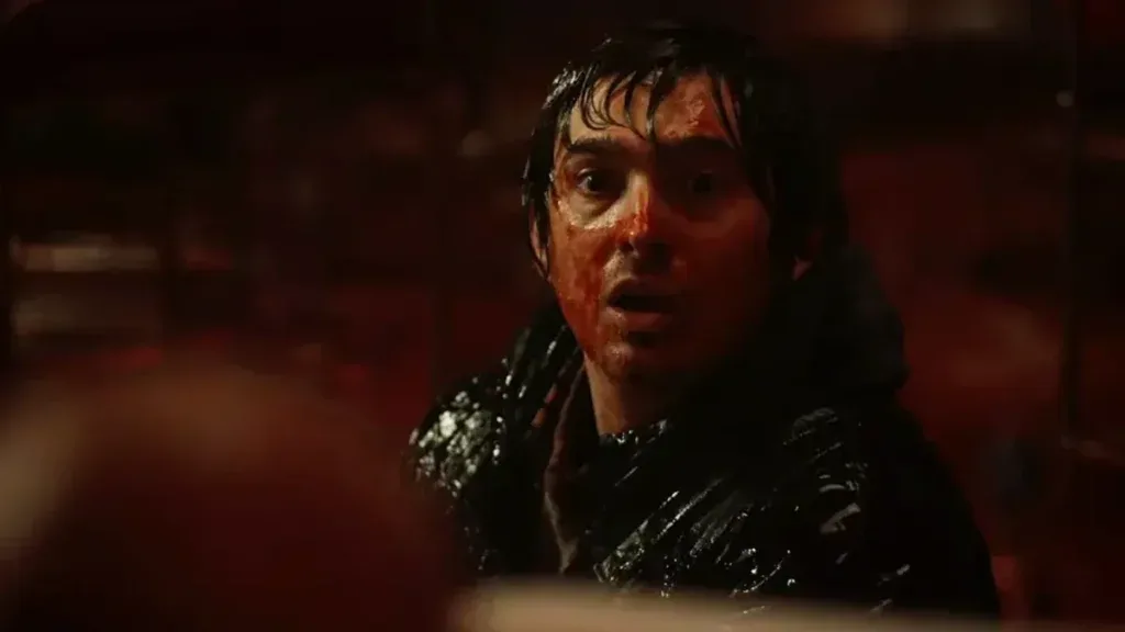 ‘Resident Evil’: Cão zumbi ATACA em novo teaser assustador