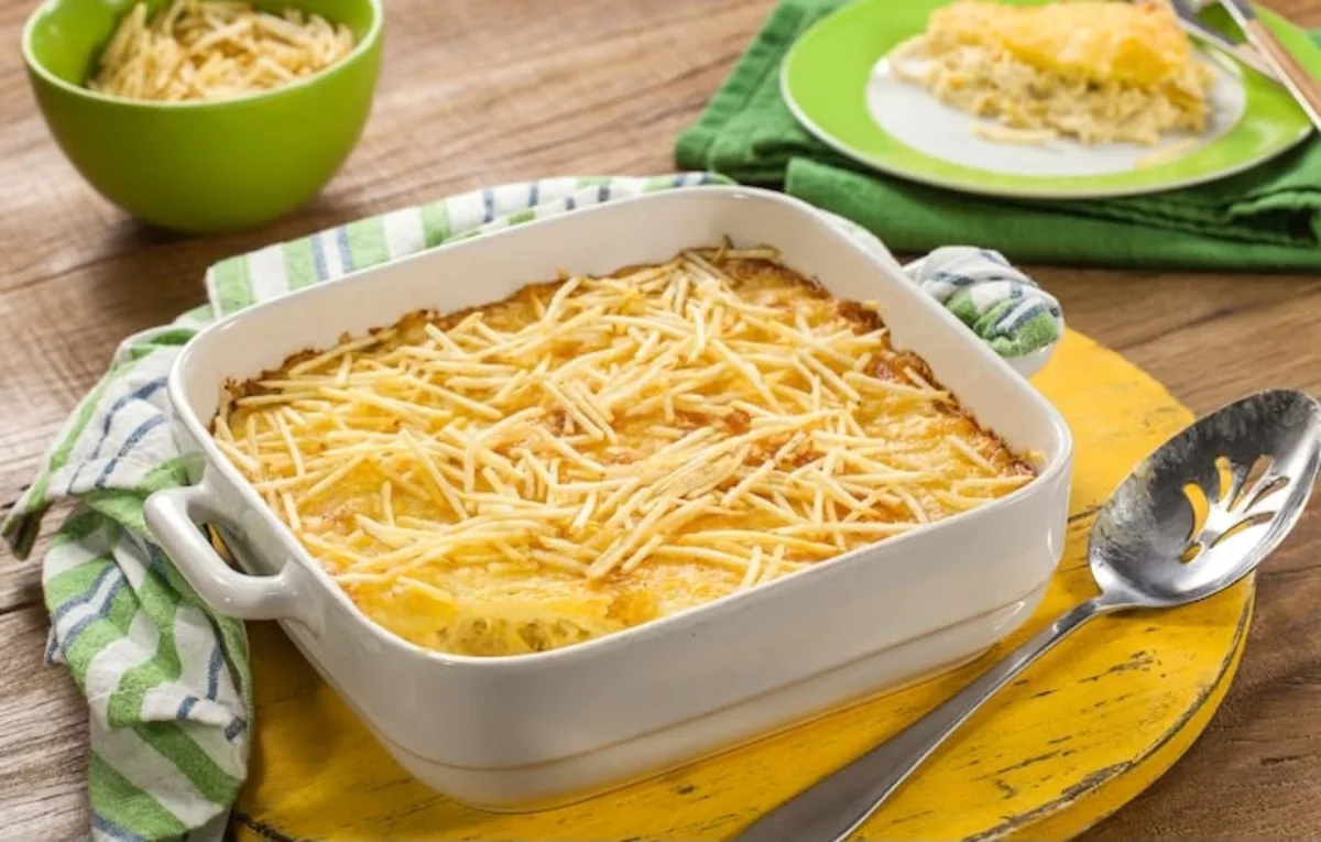 Fricassê de frango é receita prática para o dia a dia; veja como fazer