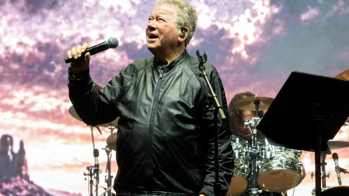 William Shatner 'auctioned off kidney stone' for affordable housing charity