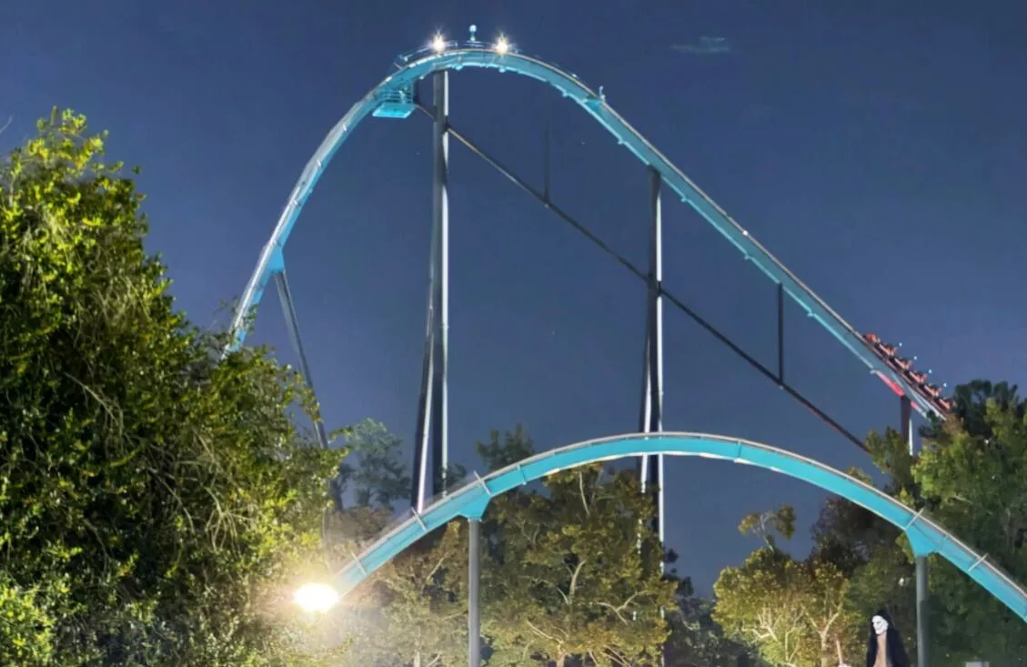 Muere hombre tras subir a montaña rusa de Six Flags Atlanta; es la séptima muerte en el parque