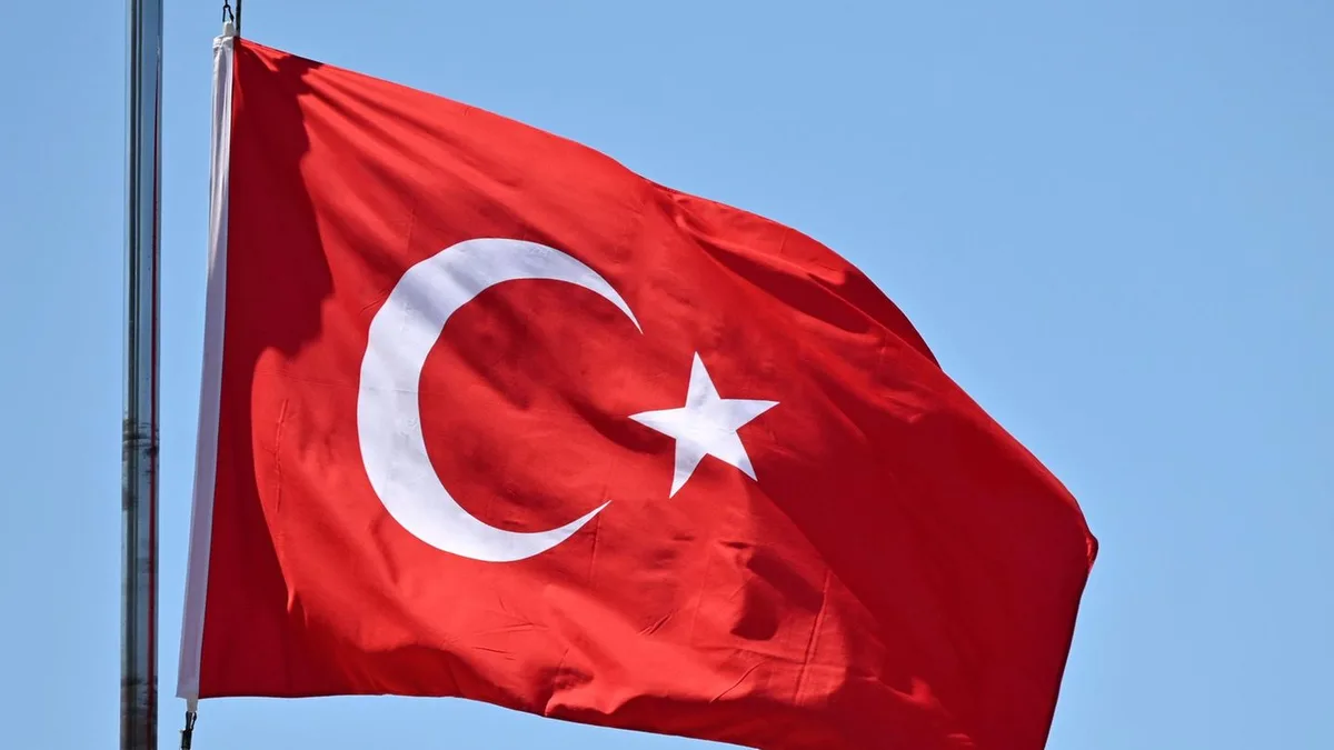 Türkei: Abgeordneter auf offener Straße mit Messer angegriffen