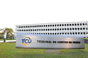 Precedentes do TCU expõem falha na governança em licitação municipal