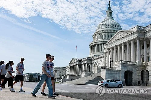 美 민주당 상원의원 사무실에 '수상한 물질' 우편물 발송