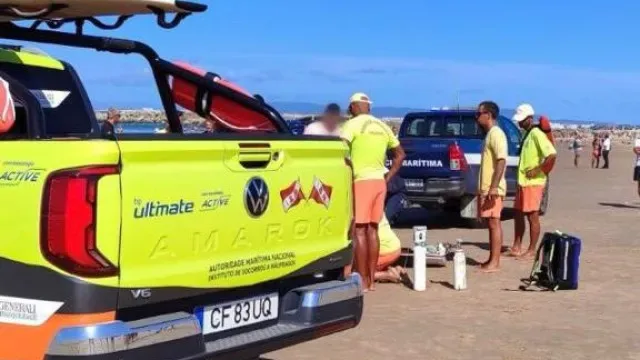 Idoso morre após sentir-se mal em praia da Costa da Caparica