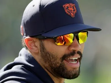 Bears QB Caleb Williams is active and expected to start against Falcons after missing 3 games