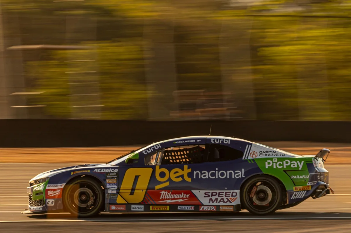 Cacá Bueno larga na sexta fila em Curvelo após classificação apertada no circuito oval