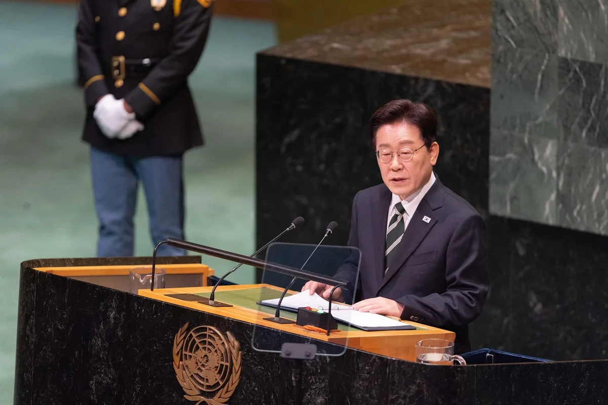 El presidente de Corea del Sur reivindica el diálogo con Corea de Norte y la mediación entre Trump y Kim