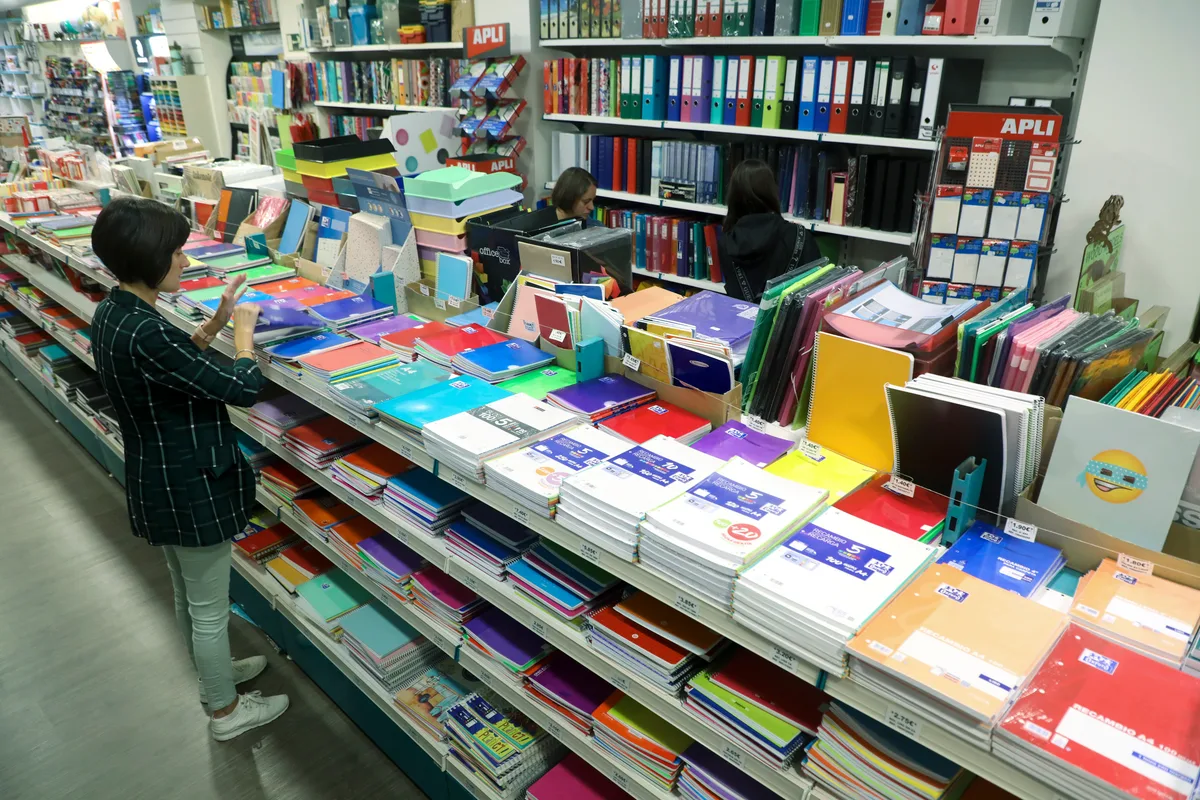 Deducciones por la vuelta al cole en la Renta 2026: cuánto puedes desgravar por CCAA