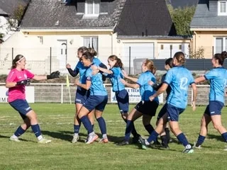 Football - Coupe de France féminine (3e tour). Ploemeur crée la surprise et élimine Dirinon aux tirs au but