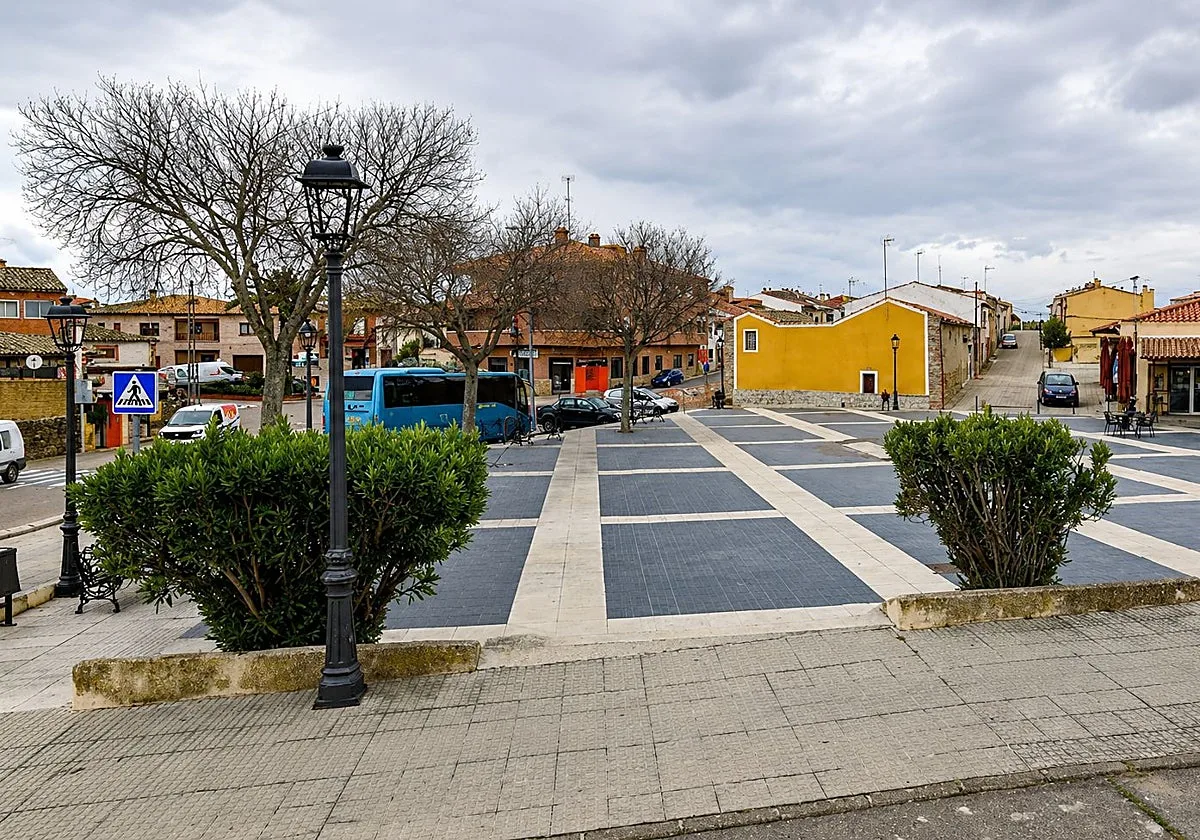 «Fue a por un cuchillo a su casa»: el hermano del hombre apuñalado en Valdeverdeja cuestiona el relato oficial