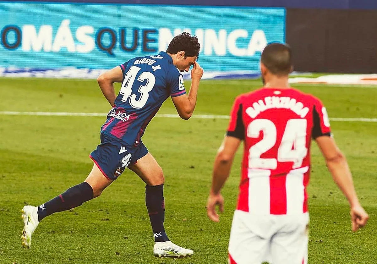 El peculiar primer día de Kochorashvili con el Sevilla FC