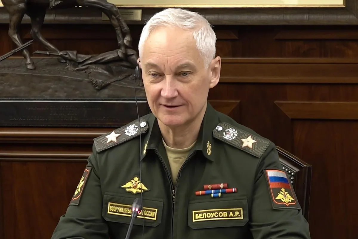 Rusia afirma una de sus corbetas lanzó bengalas a un helicóptero de Dinamarca para "evitar una provocación"