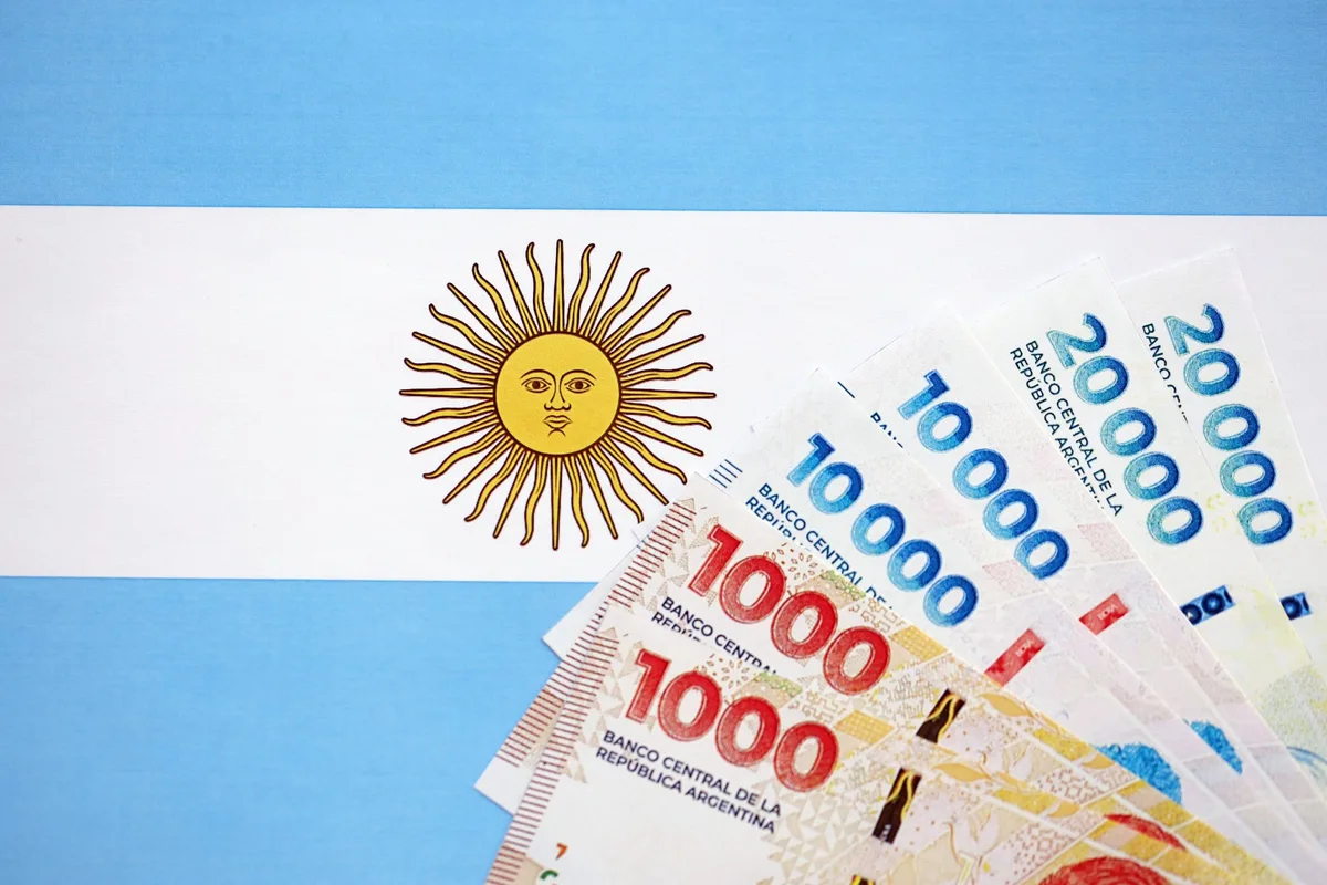 Cuáles son los salarios que empujan para ganarle a la inflación