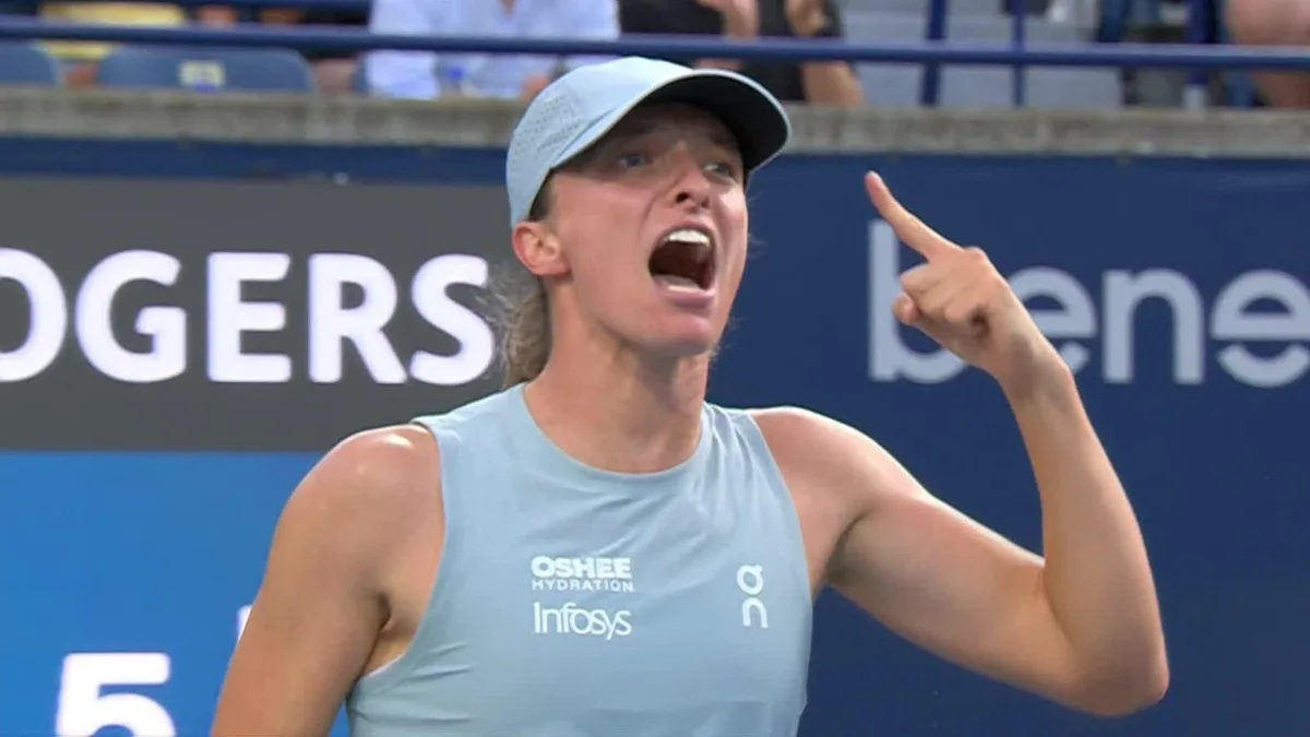 Swiatek wins National Bank Open to earn first title of 2026