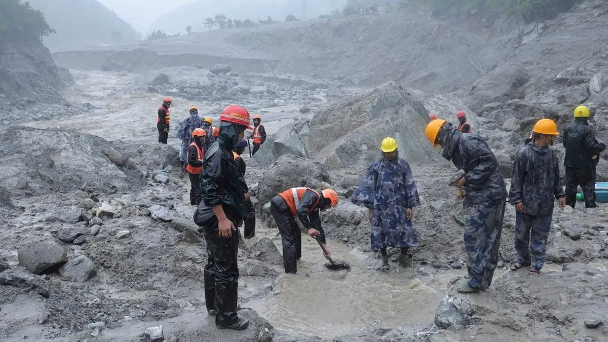 Nach Sturzflut in Nepal: Die lange Suche nach Gewissheit
