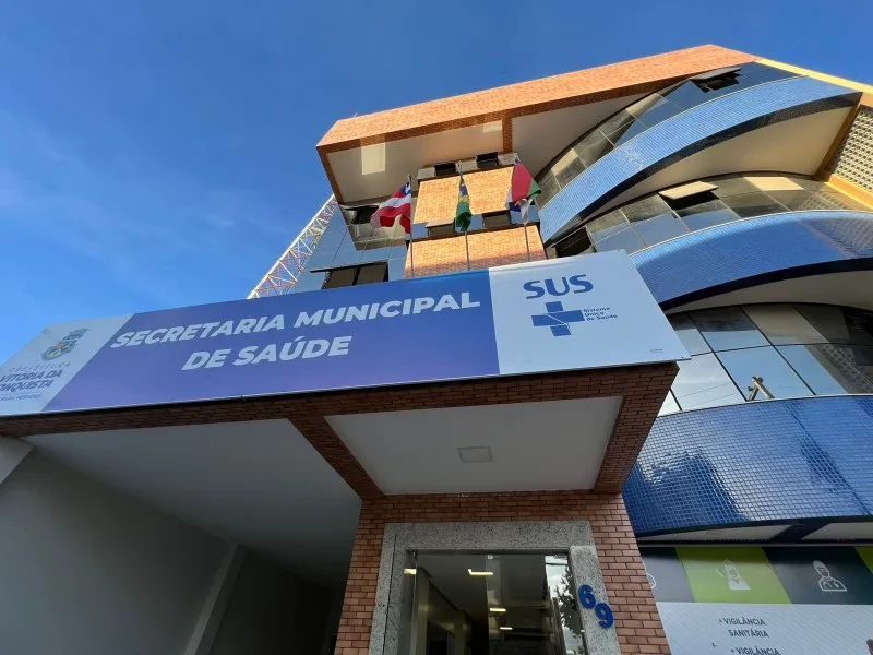 Secretaria de Saúde de Vitória da Conquista é acusada de transfobia