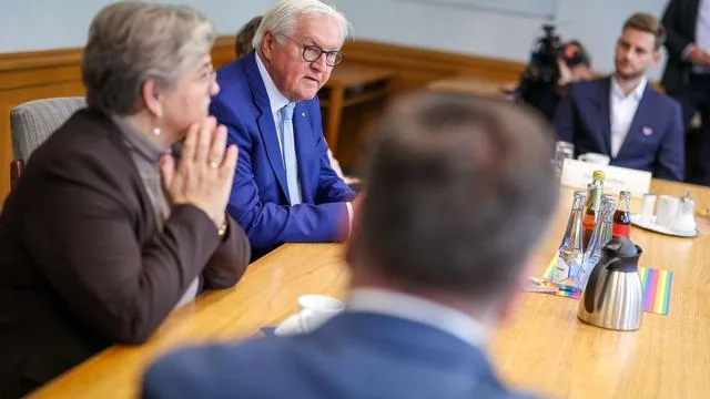 Bundespräsident: Steinmeier: «Dürfen uns von der Angst nicht lähmen lassen»