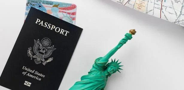 Juíza dos EUA anula suspensão de vistos para 75 países, incluindo Brasil