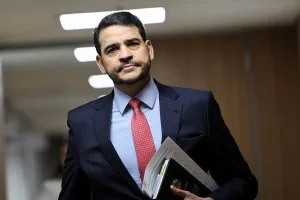 Impasse político leva STF a bater recorde de tempo com um integrante a menos na Corte