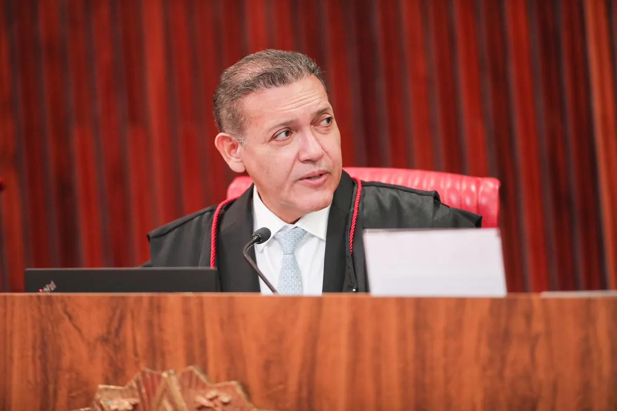 Nunes Marques determina reativação do canal 'Exército do Lula'