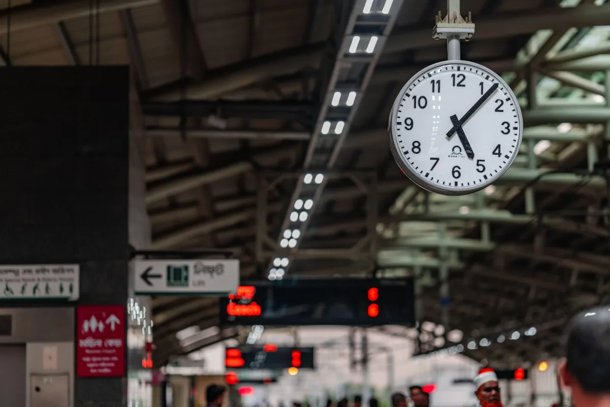 One clock for India: Govt mandates IST for official and commercial use