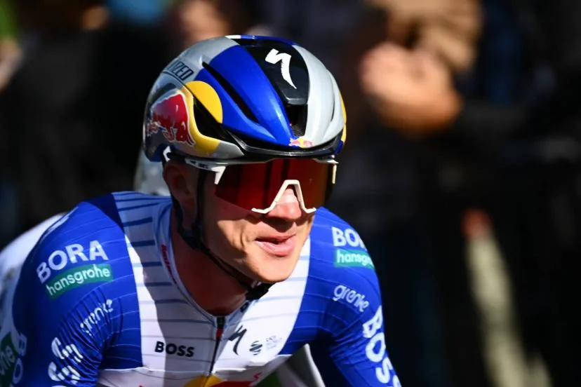 Remco Evenepoel remporte le Grand Prix de Québec et frappe fort à deux semaines des Mondiaux