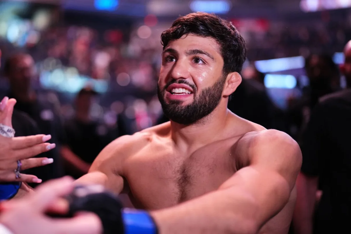 Результаты турнира UFC 331 с боями Царукяна и Пантожи