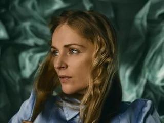Comment Agnes Obel a vécu sa métamorphose
