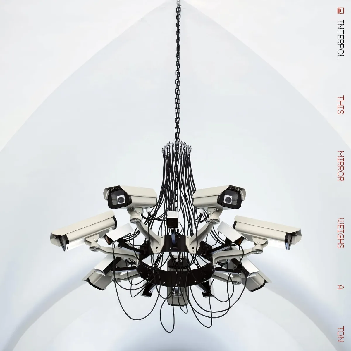 Interpol reencontra sua melhor forma em “This Mirror Weighs a Ton”