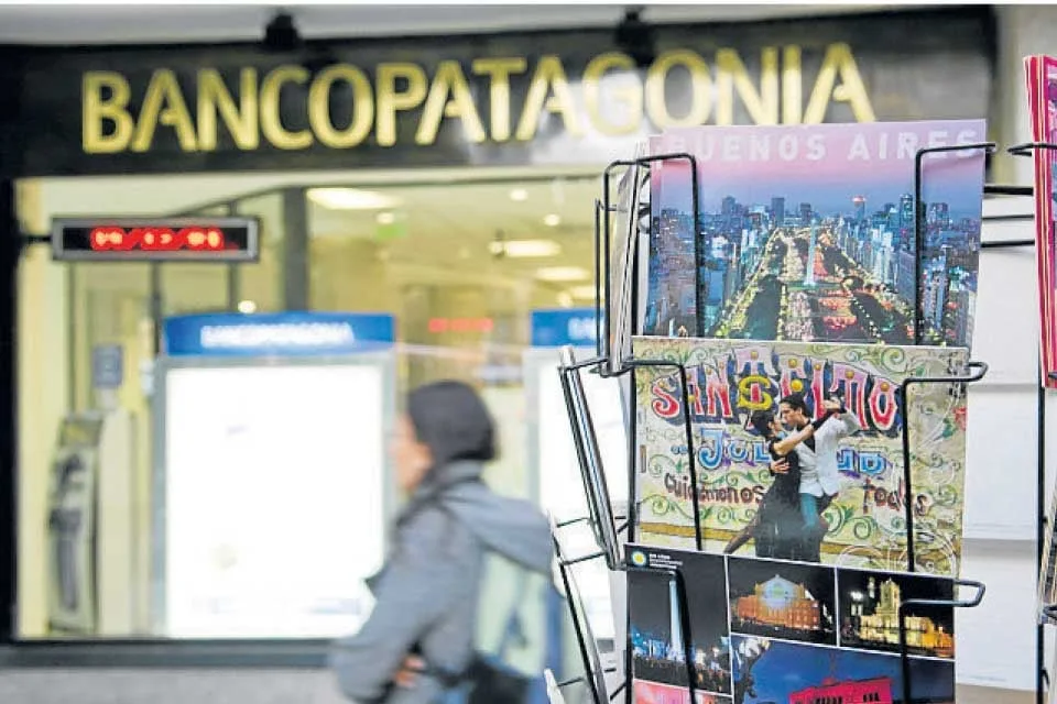 El Banco Patagonia se queda con las sucursales del Industrial