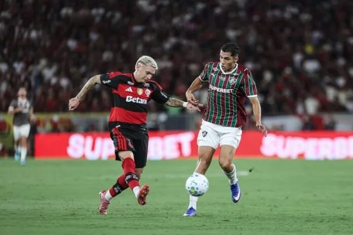 Fla-Flu, Gre-Nal e Palmeiras x Corinthians agitam rodada do Brasileirão