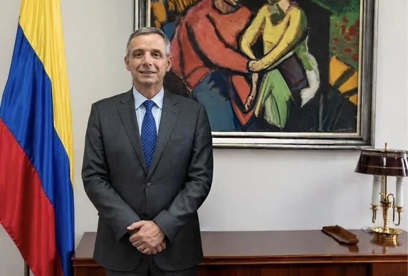 El ministro de Hacienda presentó ante el Congreso un nuevo presupuesto para el 2027 con grandes diferencias frente al que había dejado el Gobierno Petro: “Este sí es de la verdad”