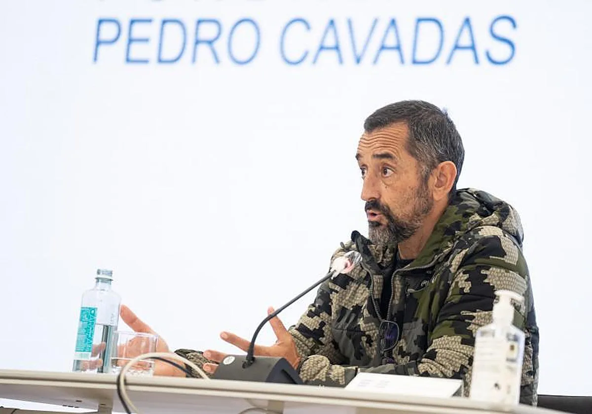 Cavadas alerta de vídeos falsos para suplantarle y vender productos 'milagro': «Estafa indignante»