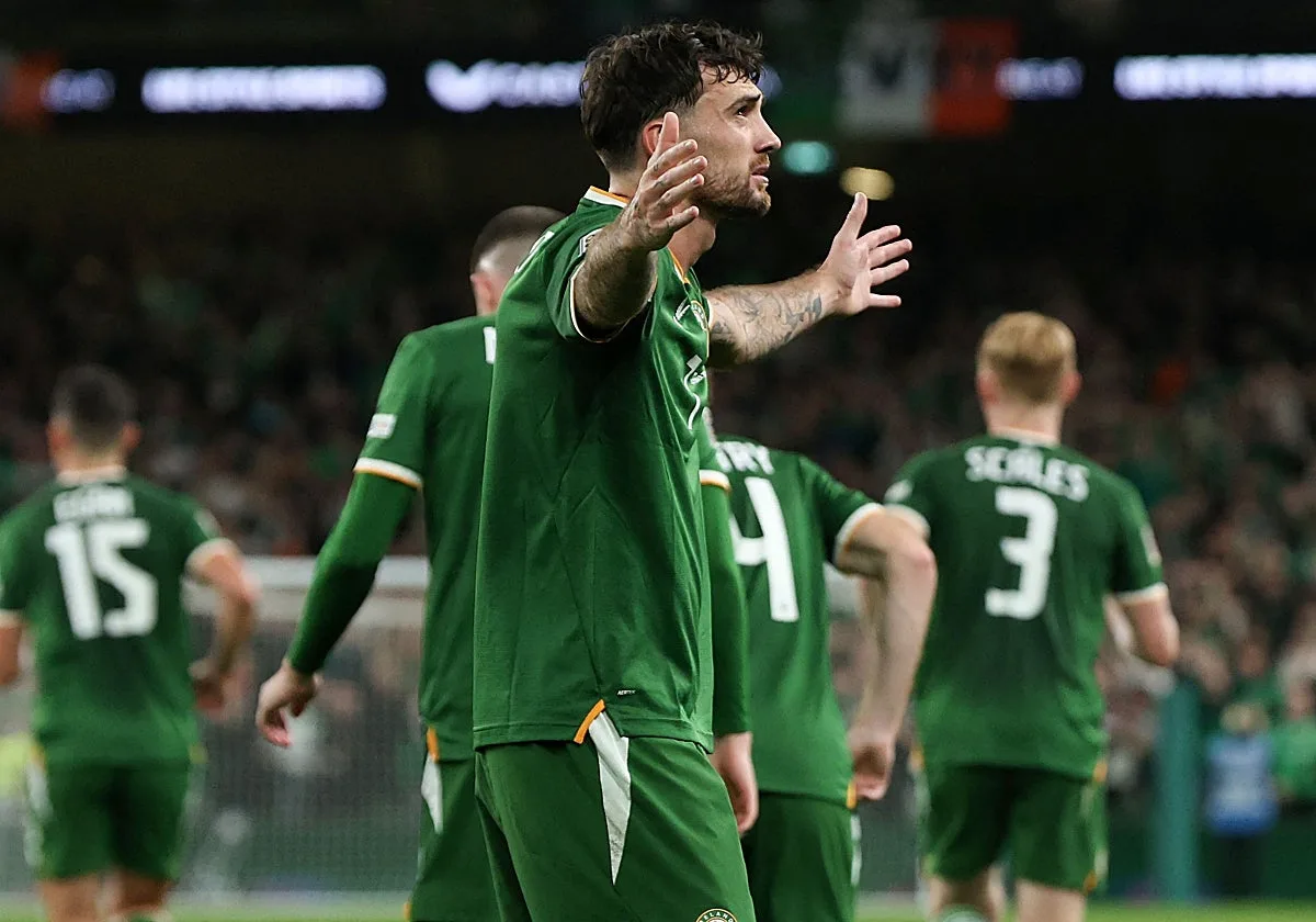 Moyes desoyó los consejos para fichar a Parrott y el Betis lo disfruta: «Ahora es un jugador mucho más completo»