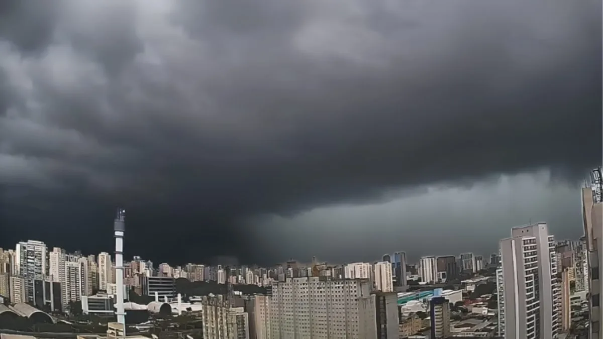 Chuva se aproxima de 200 mm de precipitação em setembro, tem mês histórico e previsão aponta avanço do frio no Centro-Sul; veja quando o tempo muda