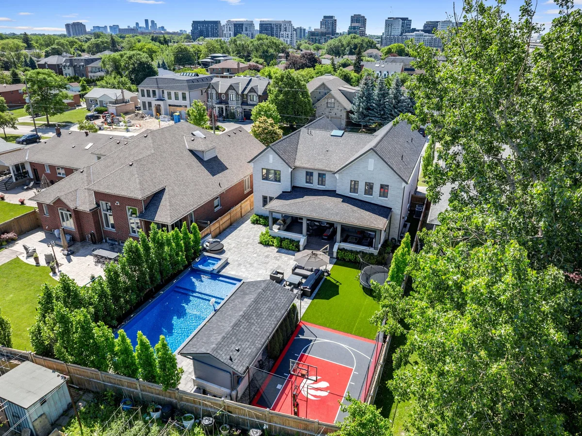 Pool, basketball court and elevator lure buyer to North York home