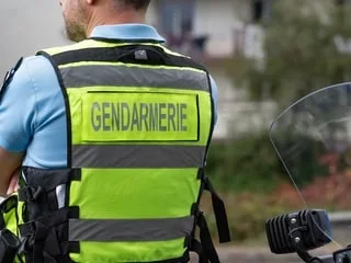 Une mère poignardée à mort, son fils de 15 ans, suspecté, tente de se tuer… Ce que l’on sait du drame de Céret