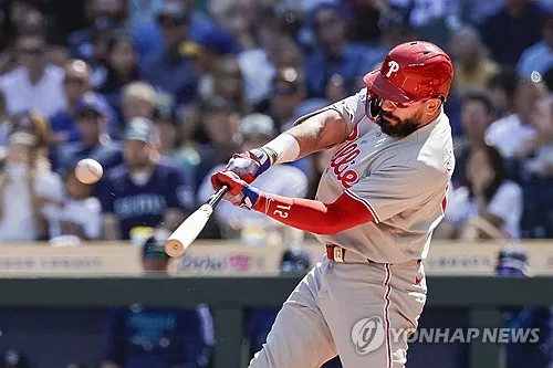 필라델피아 슈워버, 올해 MLB서 가장 먼저 40홈런