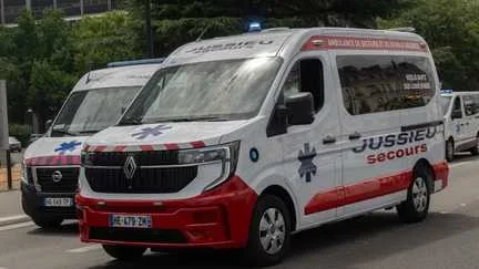 Les ambulanciers mettent fin à leur mobilisation après des "propositions" du gouvernement