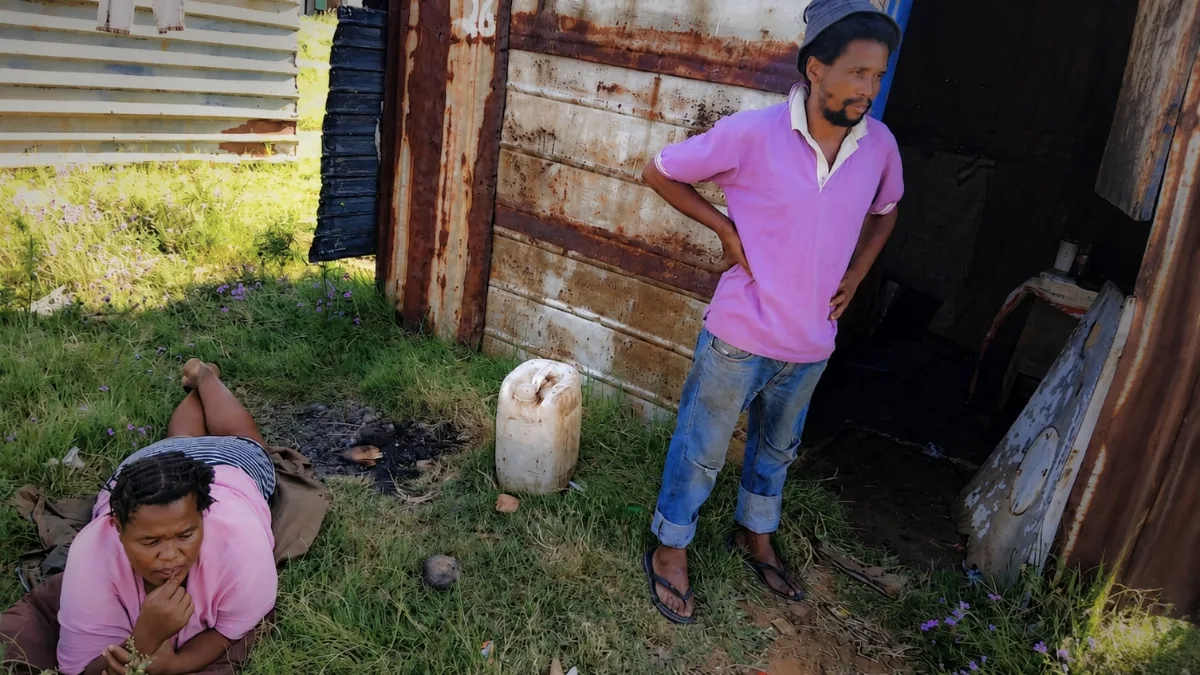 ‘When She Can’t Breathe, I Carry Her’ – Living without Basic Services in Sanco-Ville