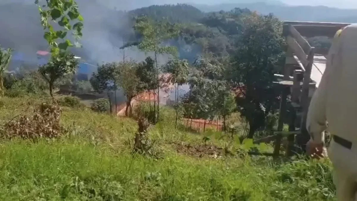 5 Killed, 30 Houses And Shops Burned As Violence Breaks Out In Manipur Again