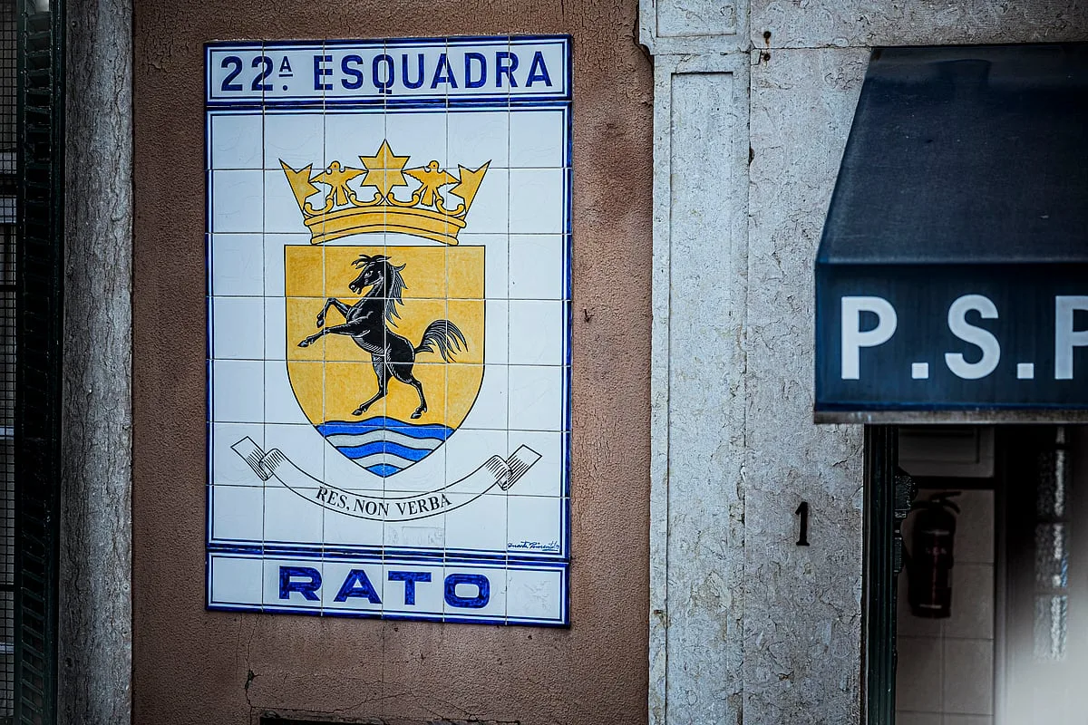 Tribunal ordena que julgamento de polícias do Rato seja à porta fechada