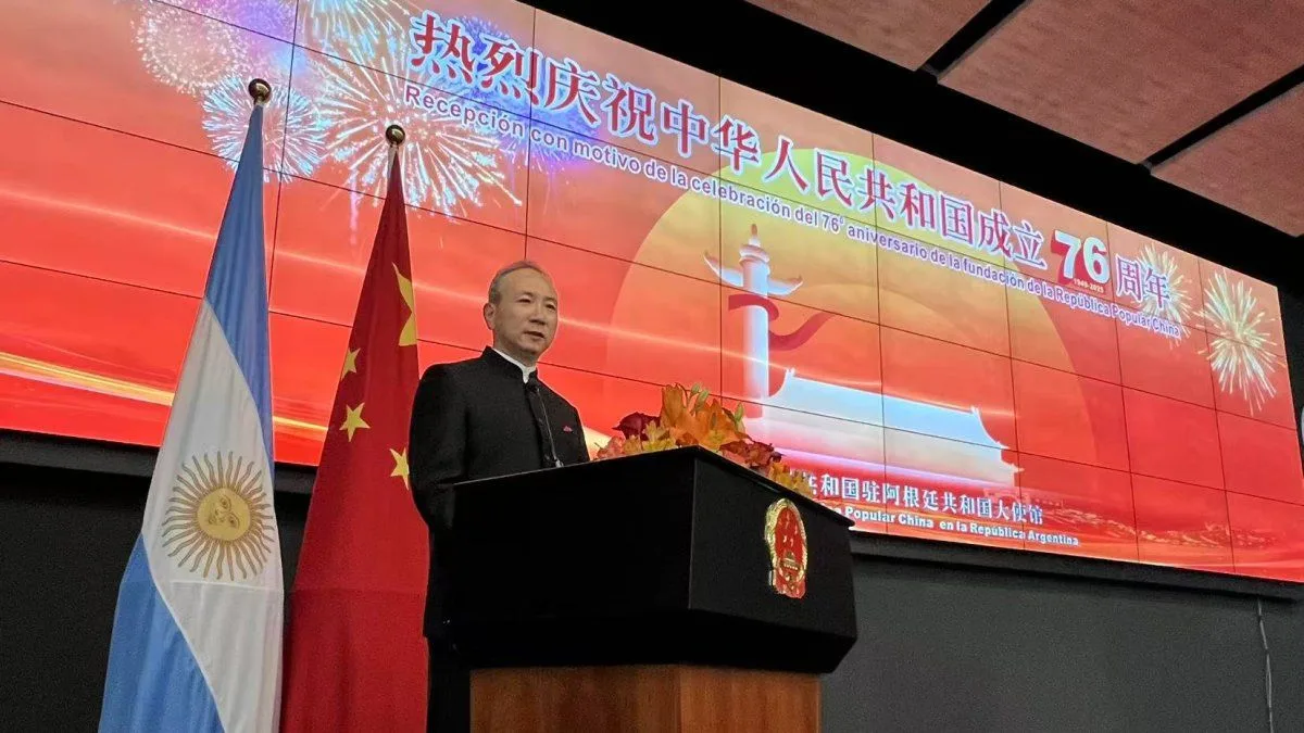 China apuntó contra Peter Lamelas y rechazó las acusaciones sobre su tecnología en Argentina