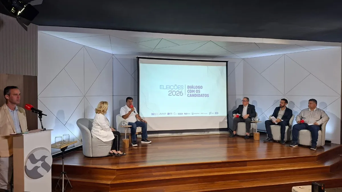 Mendonça Filho, candidato ao Senado, participa de sabatina do Grupo Asa Branca