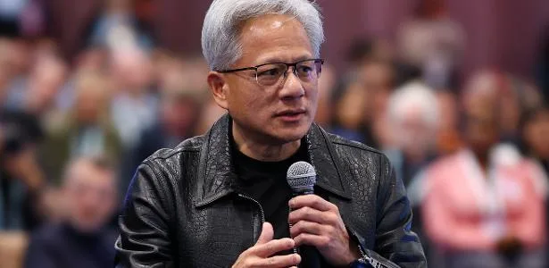 CEO da Nvidia diz que IA tem '0% de chance' de acabar com o mundo até 2030