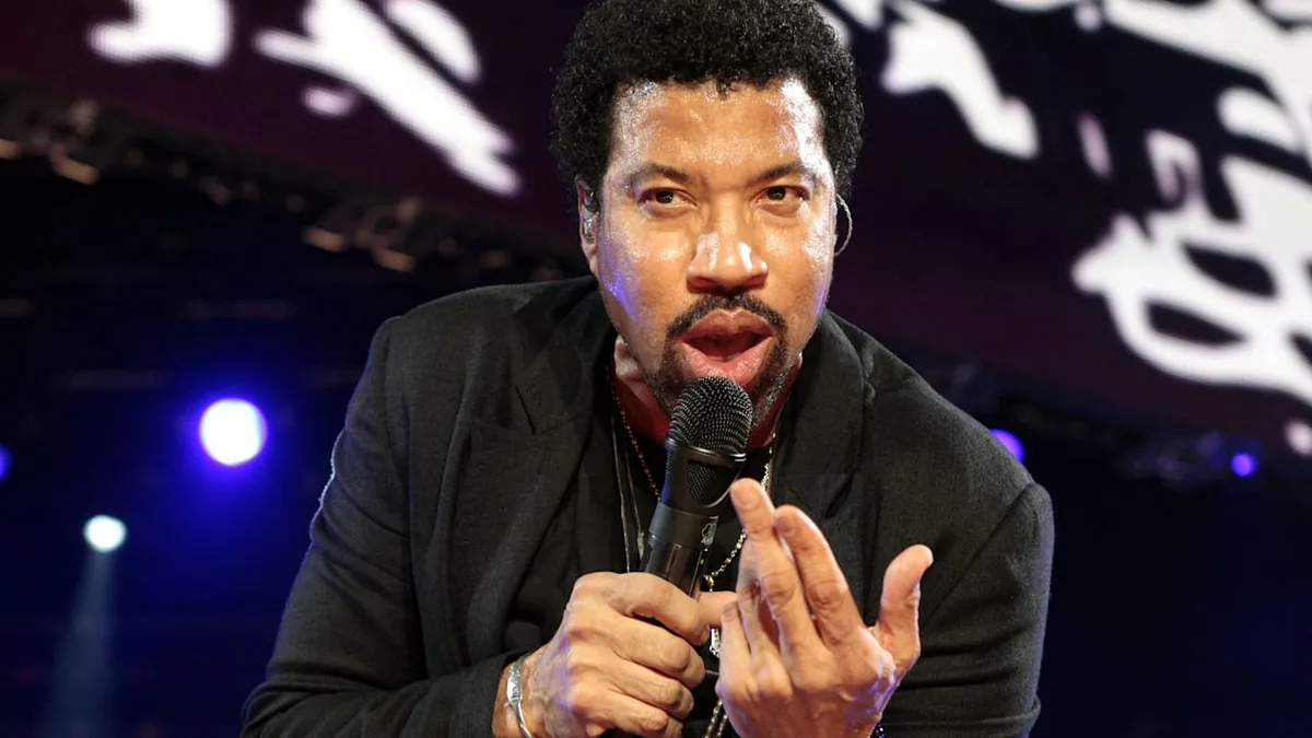 Sänger sagt Konzerte ab - Herz-OP bei Lionel Richie