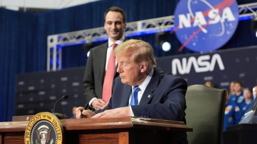 Trump announces creation of US Space Academy