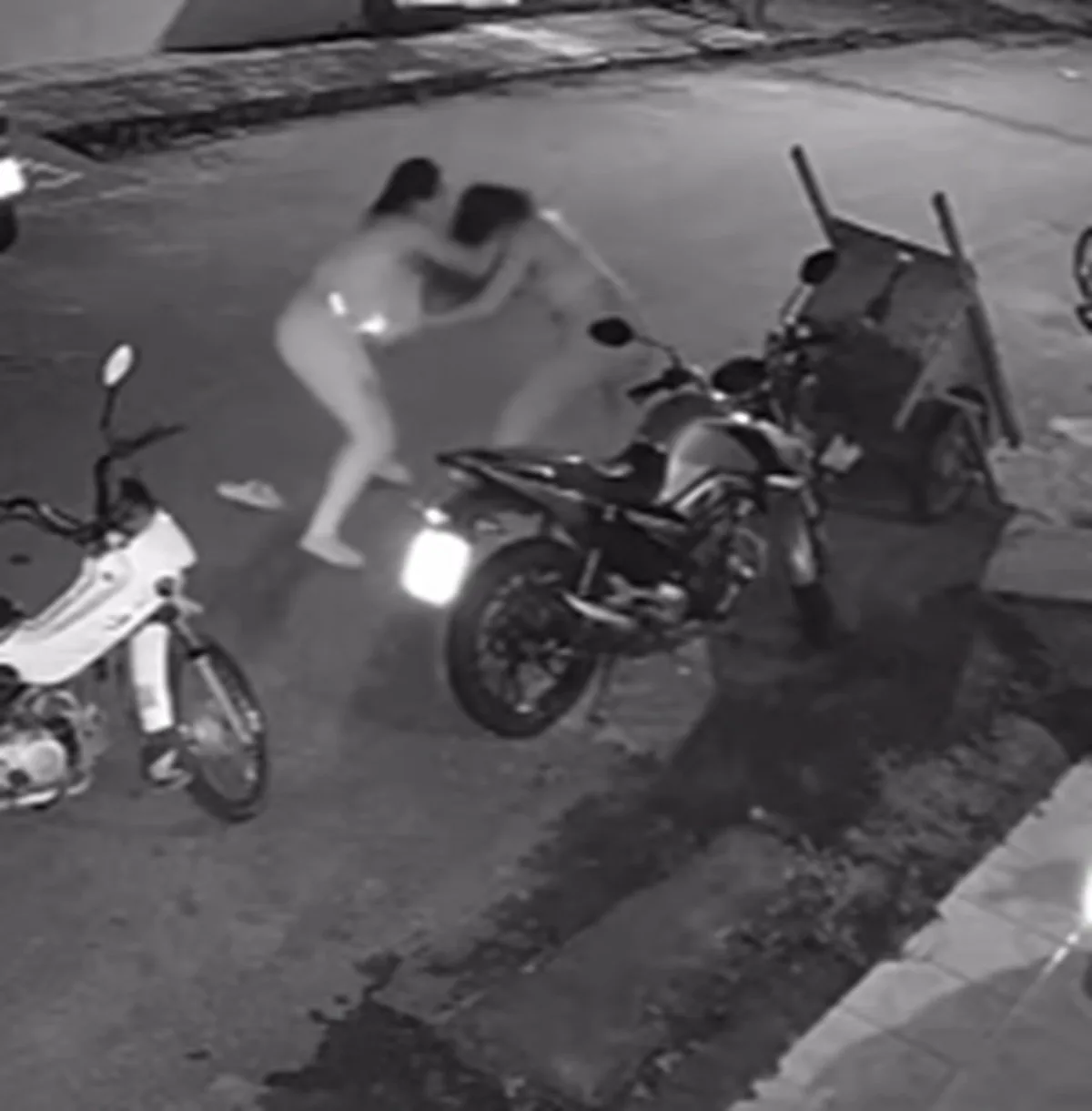 VÍDEO: enfermeira é esfaqueada por colega de trabalho durante discussão em União dos Palmares